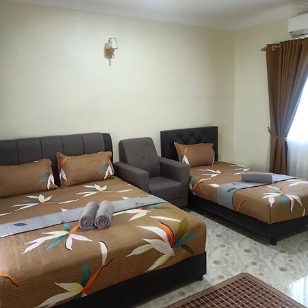Heal Inn Roomstay- Islamic Guest Kangar Bagian luar foto