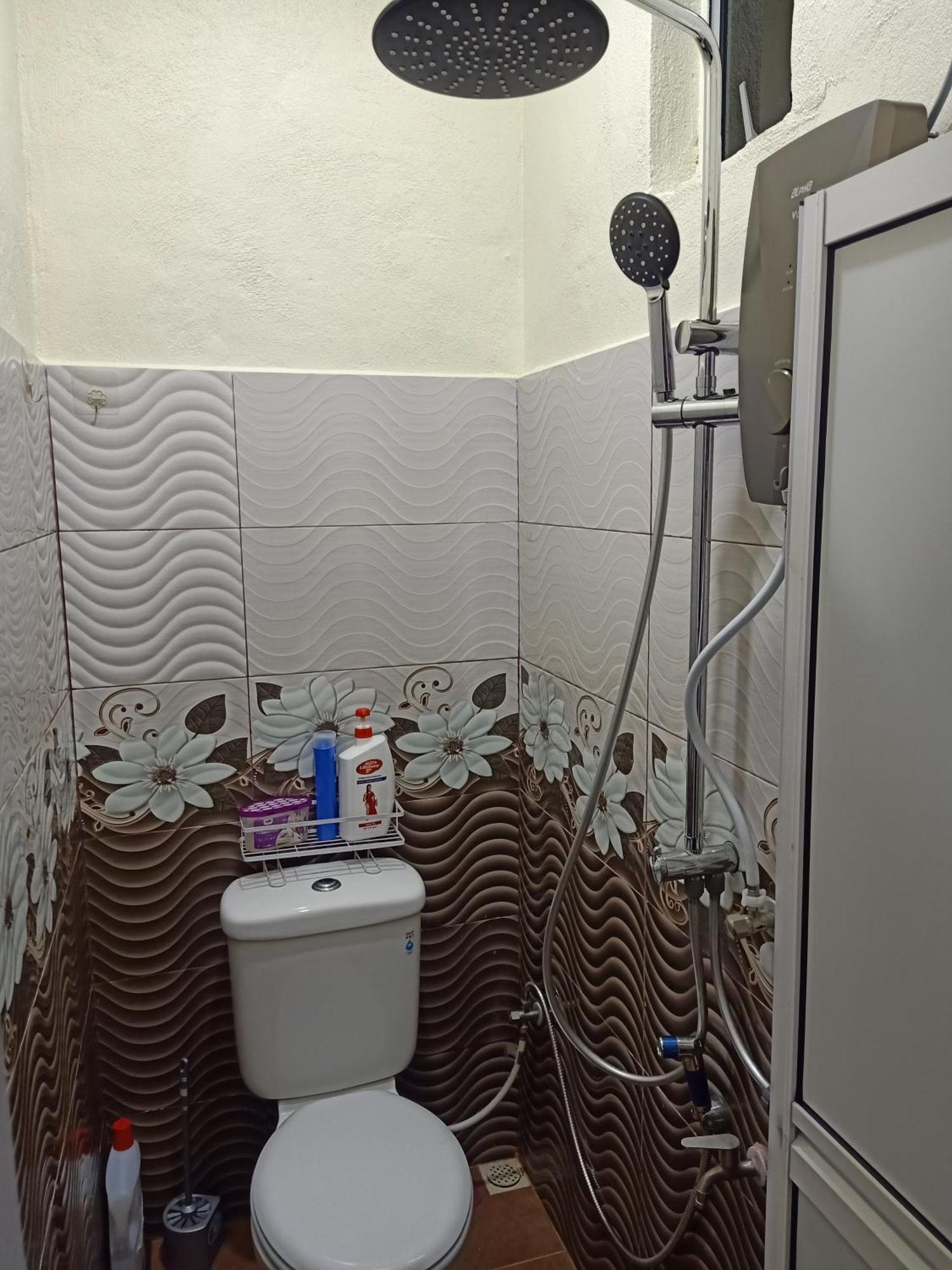 Heal Inn Roomstay- Islamic Guest Kangar Bagian luar foto